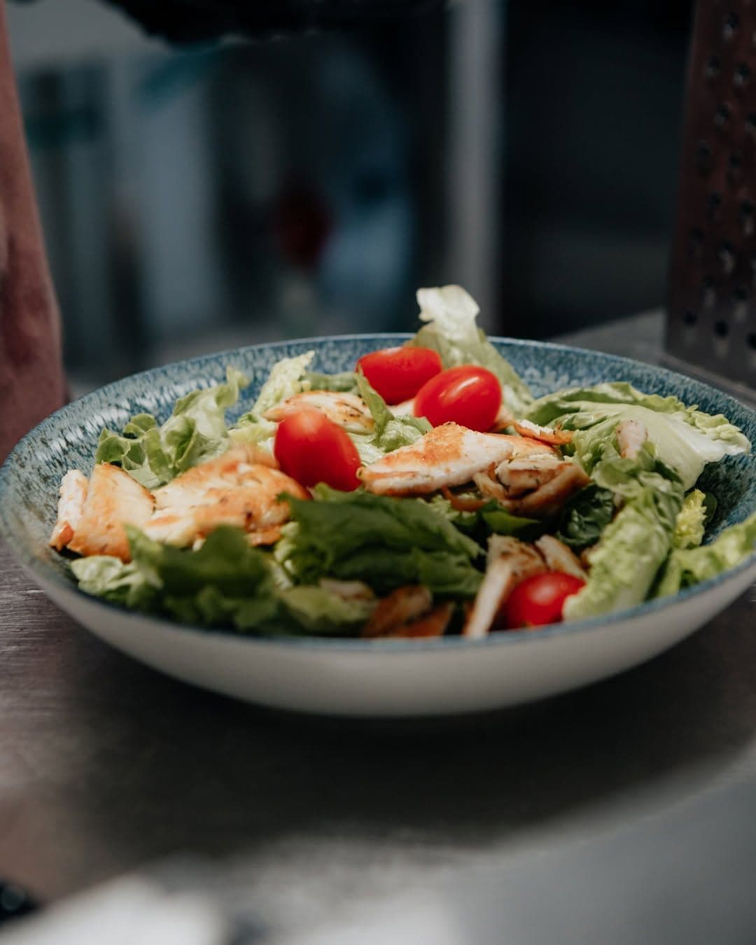 Ensalada César con pollo
